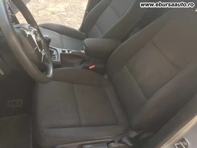 Vand  / Dezmembrez  / Schimb AUDI A4  Avariat - Imaginea 8