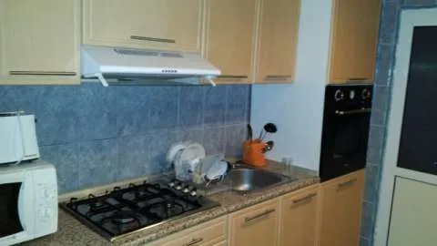 Vand Apartament 4 camere Dragasani - Imaginea 8