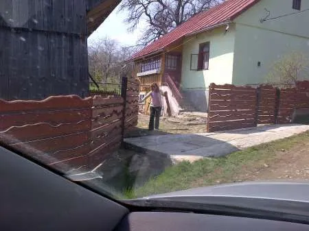 Vand casa in Putna - Imaginea 1