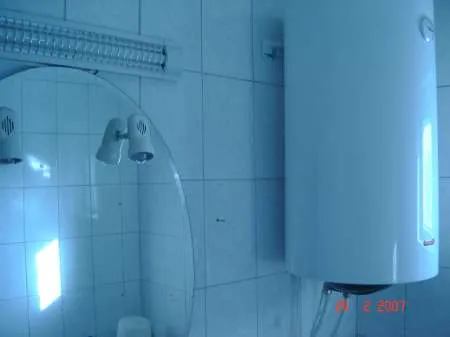 vand apartament 2 camere - Imaginea 3