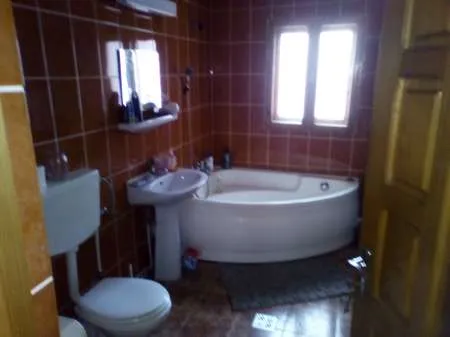 casa in zona Centrului de Agrement - Imaginea 5