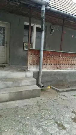 CASA DE VANZAREÂ  in Localitatea MANARADE nr 63, la 4 km de Orasul BLAJ, Jud Alba - Imaginea 5