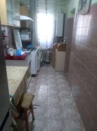 Vand apartament - Imaginea 1
