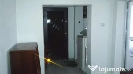 Proprietar, vand casa caramida, recent renovata - Imaginea 5