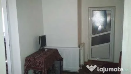 Proprietar, vand casa caramida, recent renovata - Imaginea 6