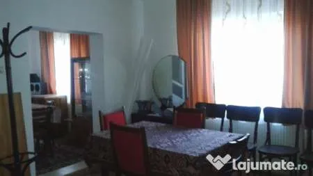 Proprietar, vand casa caramida, recent renovata - Imaginea 7
