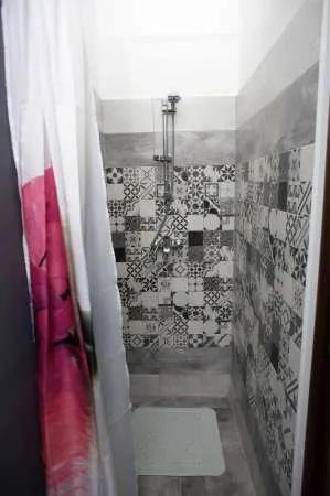Garsoniera Regim Hotelier Zona Rezidentiala 30 Euro / Zi - Imaginea 9