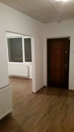 Inchiriez spatiu comercial - Imaginea 1
