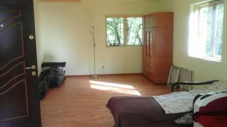 VÃ¢nd casa Com Iedera, 6 km Moreni - Imaginea 2