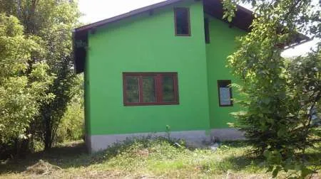 VÃ¢nd casa Com Iedera, 6 km Moreni - Imaginea 3