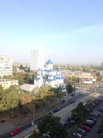 Inchiriez apartament 2 camere 72mp , 180euro/luna - Imaginea 1