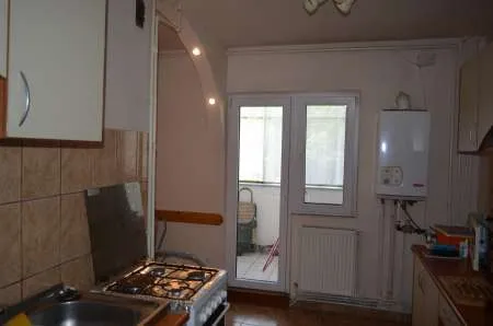 P. F. inchiriez apartament 2 camere - Imaginea 2