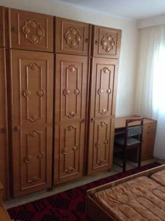 Inchiriez apartament 2 camere 72mp , 180euro/luna - Imaginea 5