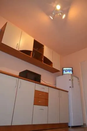P. F. inchiriez apartament 2 camere cluj - Imaginea 3