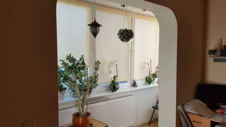 Vand apartament modificat, in zona linistita. - Imaginea 2