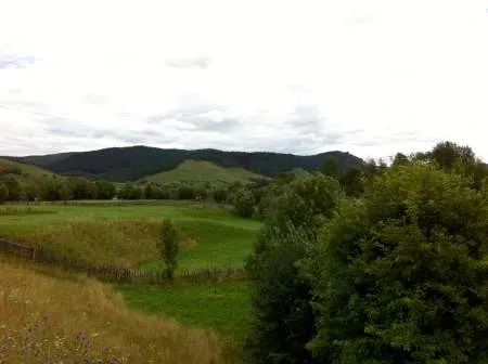 Vand teren in Manastirea Humorului - Imaginea 2