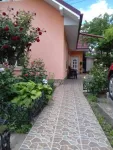 Vand casa in Husi str. A I Cuza - Miniatura 6
