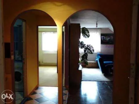 Inchiriez apartament 2 camere, 50mp, zona Gara Mica - Imaginea 5