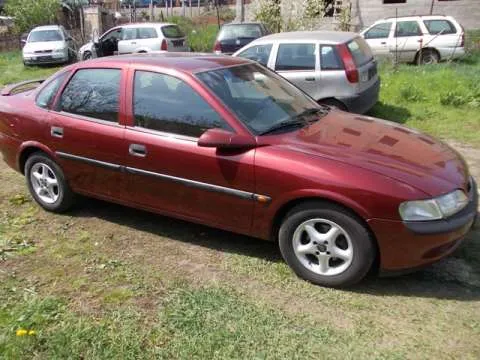 Vand Opel Vectra 1,6 - Imaginea 1