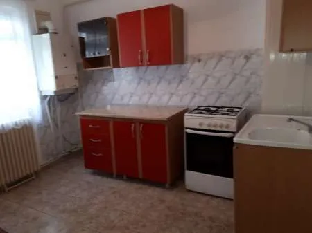 apartament 2 camere 2 boxe - Imaginea 1