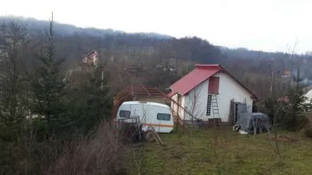 Vand casa si teren 2600mp - Imaginea 4