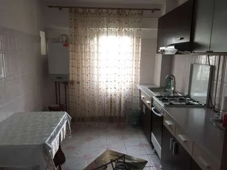 Apartament 3 camere, decomandat, Pascani - Imaginea 1