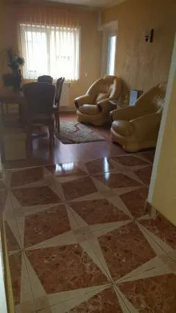 Inchiriez apartament mobilat - Imaginea 5