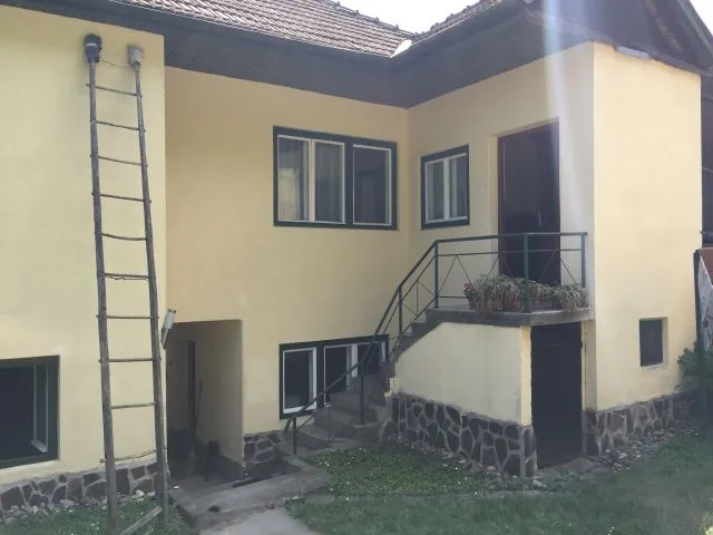 Casa de vinzare in Sighisoara zona Garii - Imaginea 1
