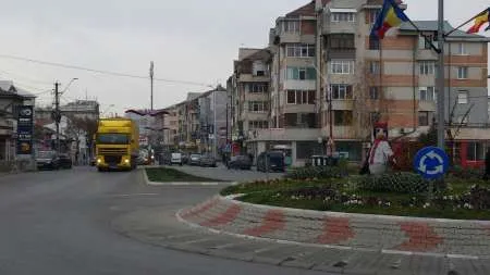 Spatiu comercial ULTRA CENTRAL de inchiriat ~ Gaesti - Imaginea 5
