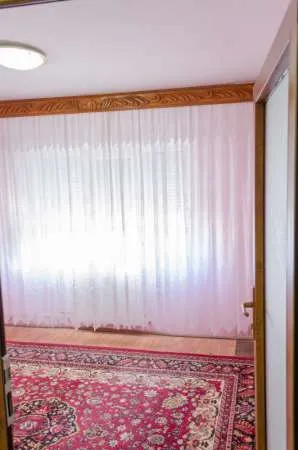 Medgidia, 4 camere, decomandat, zona Nord - Imaginea 9