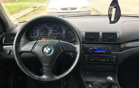 Bmw 318i - Imaginea 4