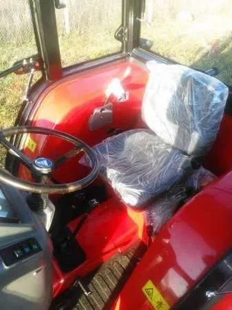 Tractor FOTON 60CP, 4x4, cu cabina - Imaginea 2