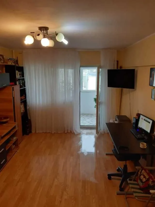 Vand apartament cu 4 camere Iancului / bucuresti - Imaginea 3