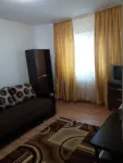 Inchiriez garsoniera decomandata 9 mai  Ploiesti - Miniatura 2