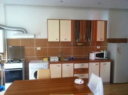 Cazare studenti apartament 3 camere - Imaginea 2