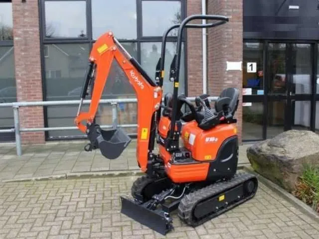 Excavator Kubota U1c0- 3c - Imaginea 1