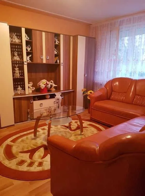 Vand apartament cu 4 camere - Imaginea 4