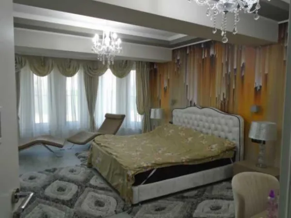 VAND VILA DE LUX IN SLATINA - Imaginea 8