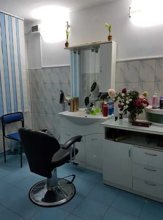Vand apartament cu 4 camere - Imaginea 11