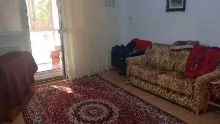 Proprietar apt 3 camere Gaesti Dambovita, et 1, centrala termica - Imaginea 4