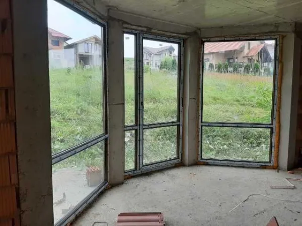 Vand casa - Imaginea 1