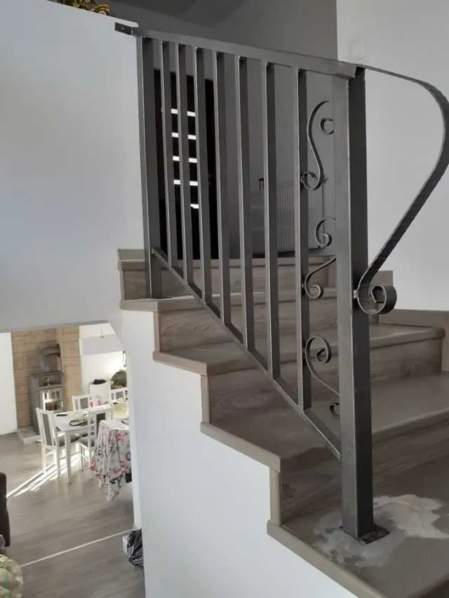 Confectii metalice, garduri, porti, mobilier interior / exterior din fier - Imaginea 1