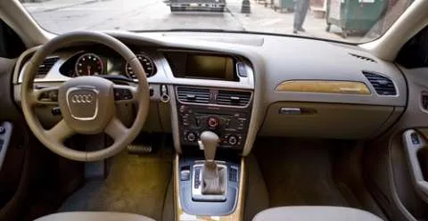 Vand Audi A4 , 2.0 TDI S-Line Multitronic - Imaginea 1