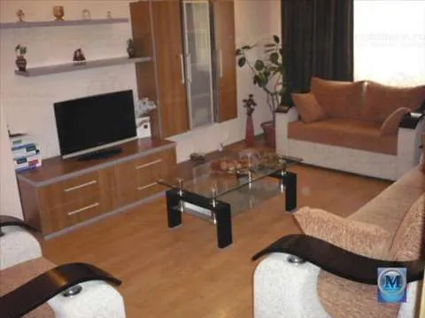 inchiriez apartament doua camere dec 1/4, pe caro, davila - Imaginea 1