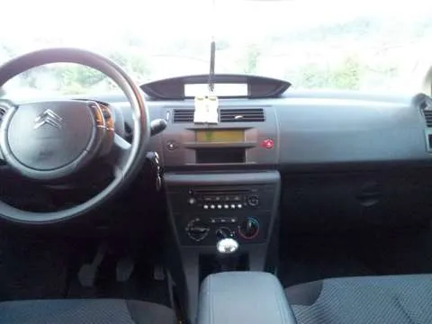 Vand Citroen C4 1.6 HDI in stare foarte buna - Imaginea 2