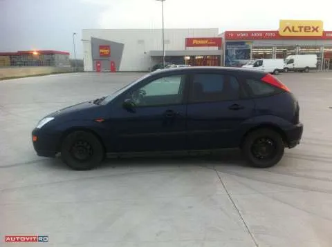 Ford Focus 1999 impecabil - Imaginea 1