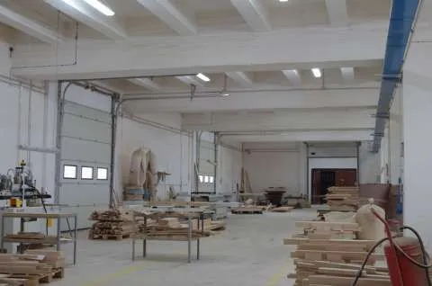 vand sau inchiriez hala industriala cu spatii de birouri - Imaginea 3