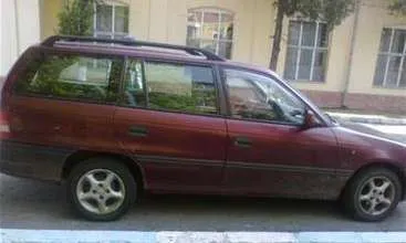 Vand Opel Astra Club,  1400 cm3 - Imaginea 2