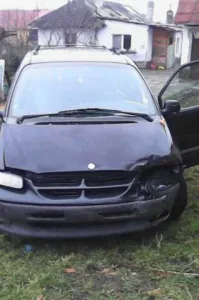 vand chrysler voyager usor avariat