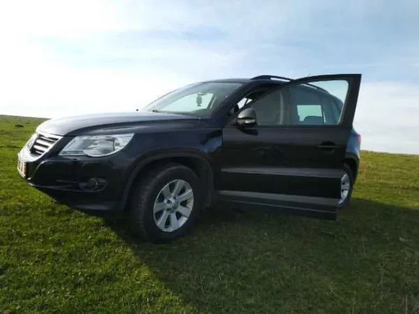 VW Tiguan 4x4 Suv - Imaginea 10